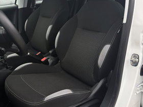 2020 Model Peugeot 208 Diesel Manual Transmission Hatchback 128,000 km - For Sale | Photo 15