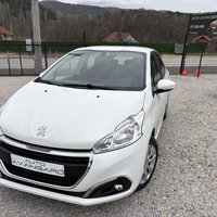 2021 Model Peugeot 208 Diesel Manual Transmission Hatchback 131,000 km - For Sale