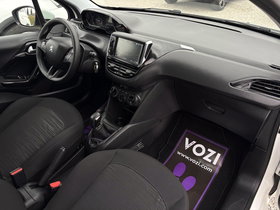 2021 Model Peugeot 208 Diesel Manual Transmission Hatchback 131,000 km - For Sale | Photo 15