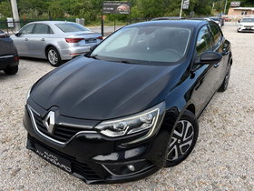 2020 Model Renault Megane Diesel Manual Transmission Hatchback 142,000 km - For Sale | Photo 2