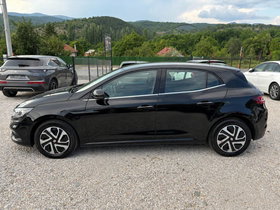 2020 Model Renault Megane Diesel Manual Transmission Hatchback 142,000 km - For Sale | Photo 3