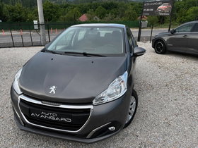 2020 Model Peugeot 208 Diesel Manual Transmission Hatchback 136,000 km - For Sale