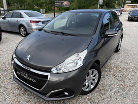 2020 Model Peugeot 208 Diesel Manual Transmission Hatchback 136,000 km - For Sale | Photo 2