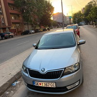 2014 Model Silver Grey Skoda Rapid Hatchback Manual 140000 km For Sale