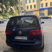 Volkswagen Touran 2012 | Günlük Kiralık | 30 € | Üsküp Merkez | Fotoğraf 2