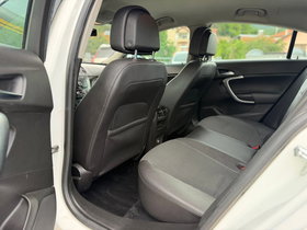 2010 Model Opel Insignia Diesel Manual Transmission Sedan 205,000 km - For Sale | Photo 11