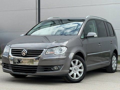 2010 Model Volkswagen Touran Diesel Manual Transmission Minivan (MPV) 222,388 km - For Sale | Photo 1