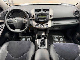 2011 Model Toyota RAV4 Diesel Manual Transmission SUV - Crossover 134,000 km - For Sale | Photo 9
