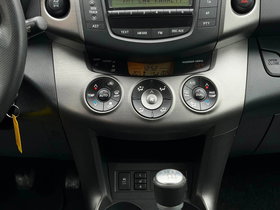 2011 Model Toyota RAV4 Diesel Manual Transmission SUV - Crossover 134,000 km - For Sale | Photo 17