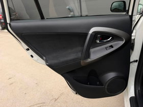 2011 Model Toyota RAV4 Diesel Manual Transmission SUV - Crossover 134,000 km - For Sale | Photo 18