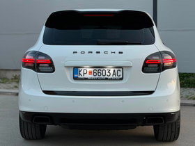 2013 Модел Porsche Cayenne Дизел Автоматски Менувач SUV - Кросовер 223.000 км - На Продажба | Фотографија 5