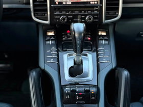 2013 Модел Porsche Cayenne Дизел Автоматски Менувач SUV - Кросовер 223.000 км - На Продажба | Фотографија 17