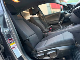 2006 Model BMW 1 Diesel Manual Transmission Hatchback 198,000 km - For Sale | Photo 9