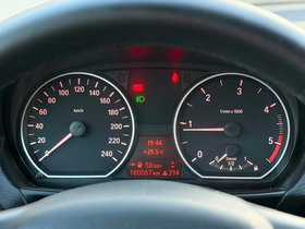 2011 Model BMW 1 Diesel Manual Transmission Hatchback 180,000 km - For Sale | Photo 15