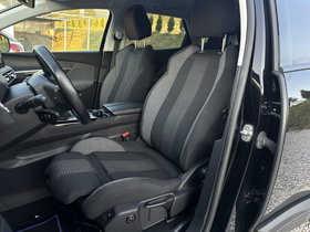 2020 Model Peugeot 3008 Diesel Automatic Transmission SUV - Crossover 138,000 km - For Sale | Photo 14