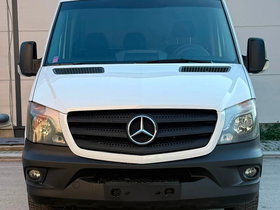 2018 Model Mercedes-Benz Sprinter Panel Van Diesel Manual Transmission Panelvan - Van 190,000 km - For Sale | Photo 2