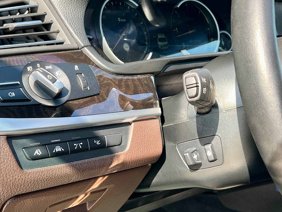 2014 Model BMW 5 Diesel Automatic Transmission Sedan 290,000 km - For Sale