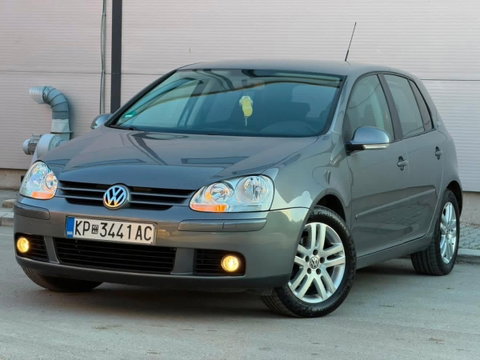 2008 Model Volkswagen Golf Diesel Manual Transmission Hatchback 236,000 km - For Sale | Photo 1