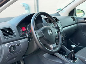 2008 Model Volkswagen Golf Diesel Manual Transmission Hatchback 236,000 km - For Sale | Photo 7
