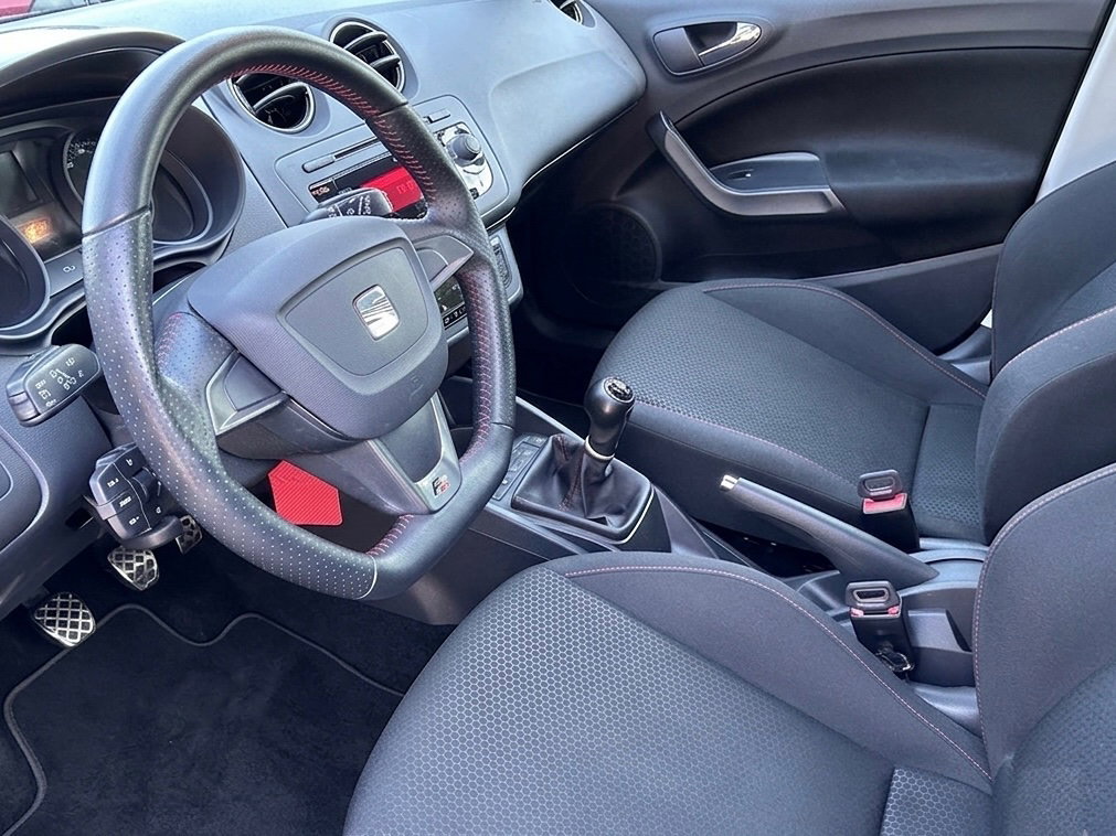 2013 Model Seat Ibiza Petrol Manual Transmission Hatchback 190,000 km - For Sale