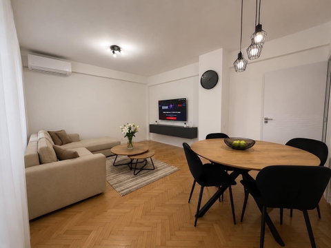 Flat for Rent in Skopje Centar – 2 rooms 56 m² 550 € | 06.08.2026 | Photo 1