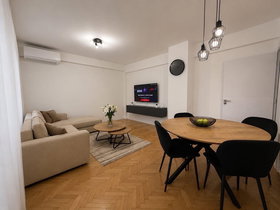 Üsküp Merkez Makedonya Meydanı, 2 Oda, 56 m² Eşyalı Apartman Dairesi - Kiralık
