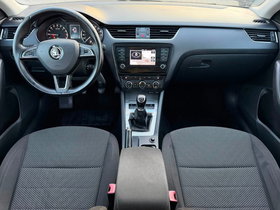 2015 Модел Skoda Octavia Дизел Рачен Менувач Караван - На Продажба | Фотографија 9