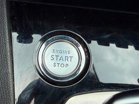 2020 Model Peugeot 3008 Diesel Automatic Transmission SUV - Crossover 177,000 km - For Sale | Photo 17