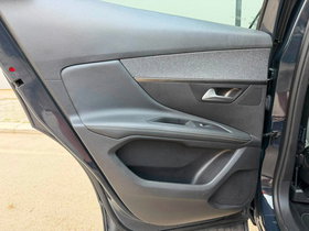 2020 Model Peugeot 3008 Diesel Automatic Transmission SUV - Crossover 177,000 km - For Sale | Photo 19