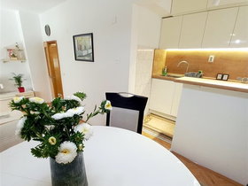 Üsküp Merkez Debar Maalo, 2 Oda, 43 m² Eşyalı Apartman Dairesi - Kiralık