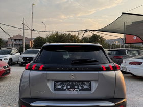 2021 Model Peugeot 2008 Diesel Manual Transmission SUV - Crossover 178,000 km - For Sale | Photo 4