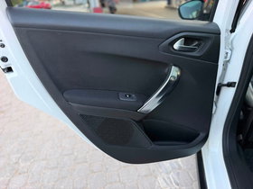 2015 Model Peugeot 2008 Diesel Manual Transmission SUV - Crossover 192,000 km - For Sale | Photo 19