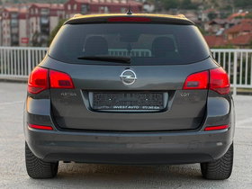 2011 Model Opel Astra Dizel Manuel Vites Station Wagon - Satılık