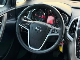 2011 Model Opel Astra Diesel Manual Transmission Station Wagon - For Sale | Photo 5