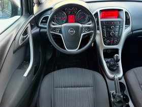 2011 Model Opel Astra Diesel Manual Transmission Station Wagon - For Sale | Photo 6