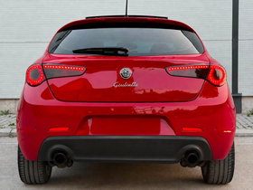 2012 Модел Alfa Romeo Giulietta Дизел Рачен Менувач Хечбек 205.000 км - На Продажба | Фотографија 4