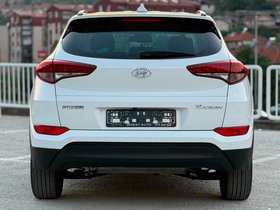 2018 Модел Hyundai Tucson Дизел Рачен Менувач SUV - Кросовер - На Продажба | Фотографија 5