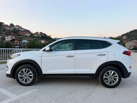 2018 Модел Hyundai Tucson Дизел Рачен Менувач SUV - Кросовер - На Продажба | Фотографија 7