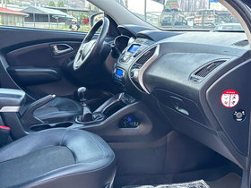 2012 Модел Hyundai ix35 Дизел Рачен Менувач SUV - Кросовер 197.123 км - На Продажба | Фотографија 10