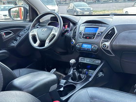 2012 Модел Hyundai ix35 Дизел Рачен Менувач SUV - Кросовер 197.123 км - На Продажба | Фотографија 12
