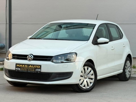2011 Модел Volkswagen Polo Дизел Рачен Менувач Хечбек 185.000 км - На Продажба | Фотографија 1