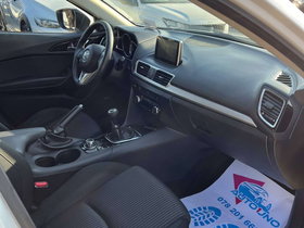 2014 Модел Mazda 3 Дизел Рачен Менувач Хечбек 230.000 км - На Продажба | Фотографија 9