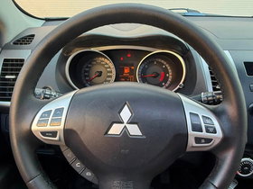2008 Модел Mitsubishi Outlander Дизел Рачен Менувач SUV - Кросовер - На Продажба | Фотографија 14