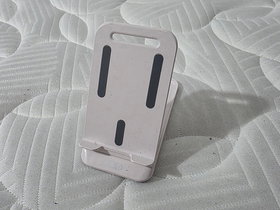 Katlanabilir Beyaz-Gri Ayarlanabilir Telefon Standı | Fotoğraf 1