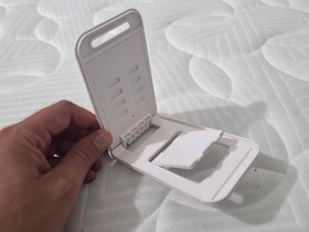 Katlanabilir Beyaz-Gri Ayarlanabilir Telefon Standı | Fotoğraf 3
