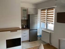Скопје Центар, 3 Соби, 65 m² Наместен Стан - За Изнајмување