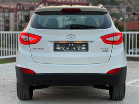 2015 Модел Hyundai ix35 Дизел Рачен Менувач SUV - Кросовер - На Продажба | Фотографија 5