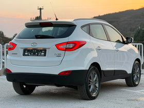 2015 Модел Hyundai ix35 Дизел Рачен Менувач SUV - Кросовер - На Продажба | Фотографија 6