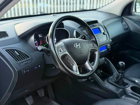 2015 Модел Hyundai ix35 Дизел Рачен Менувач SUV - Кросовер - На Продажба | Фотографија 17