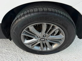 2015 Модел Hyundai ix35 Дизел Рачен Менувач SUV - Кросовер - На Продажба | Фотографија 19